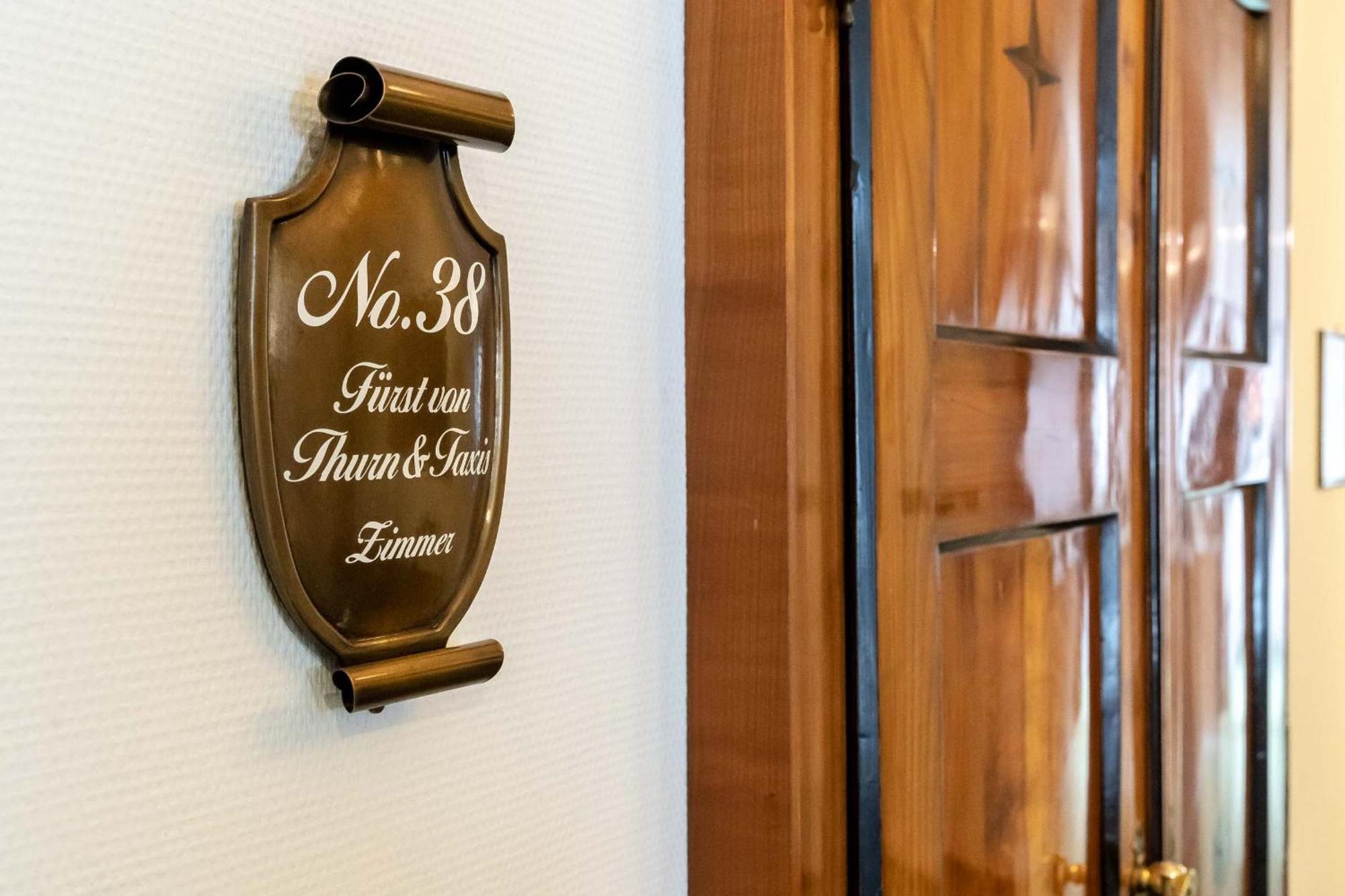 Romantik Hotel Zur Post Fuerstenfeldbruck Exteriér fotografie