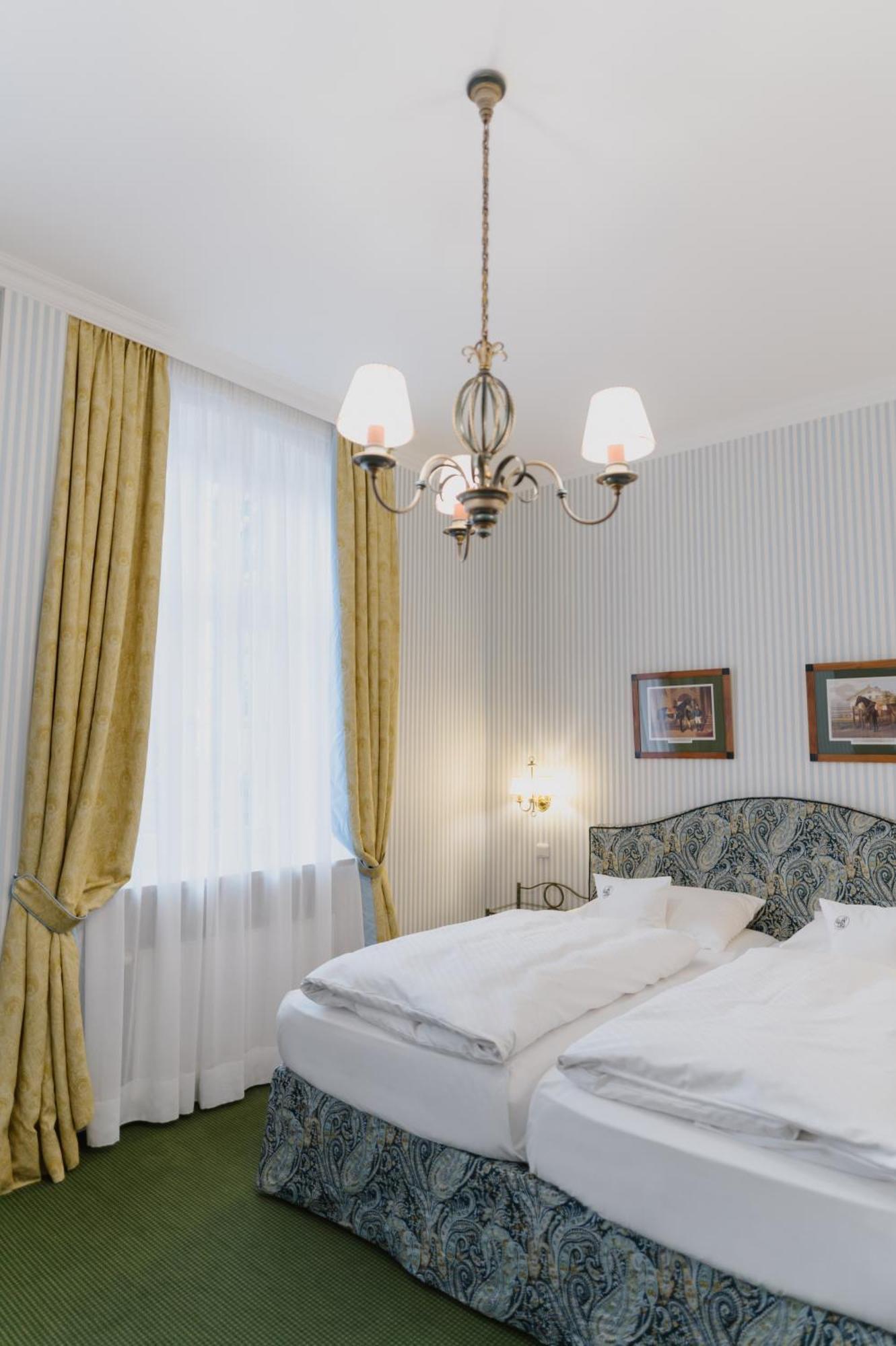 Romantik Hotel Zur Post Fuerstenfeldbruck Exteriér fotografie