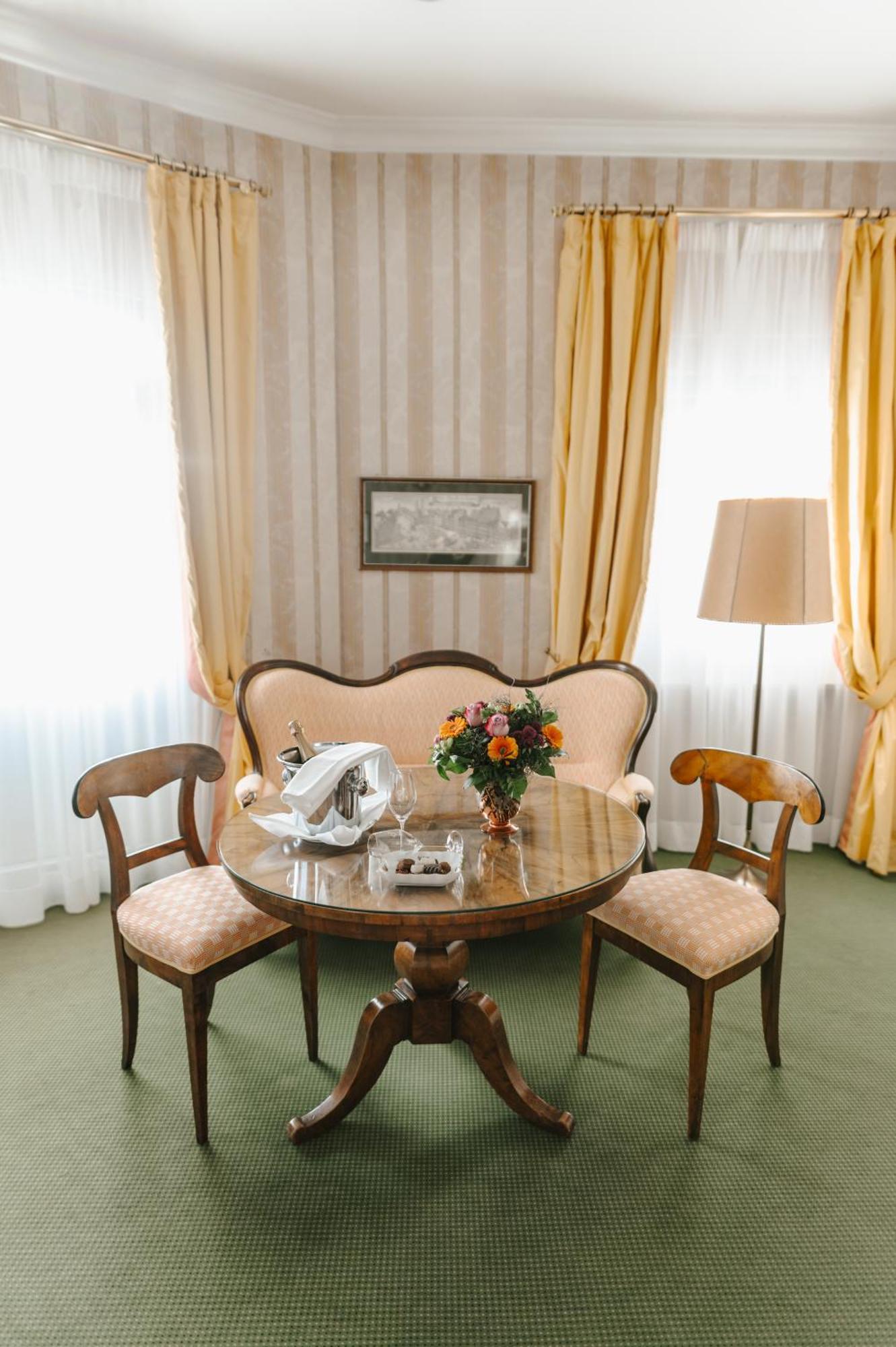 Romantik Hotel Zur Post Fuerstenfeldbruck Exteriér fotografie